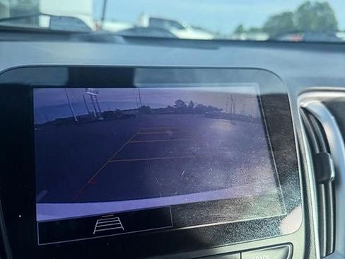 Used 2021 Chevrolet Malibu RS FWD image 8