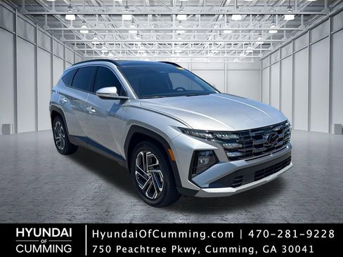 Used 2025 Hyundai Tucson Limited AWD/4WD image 1