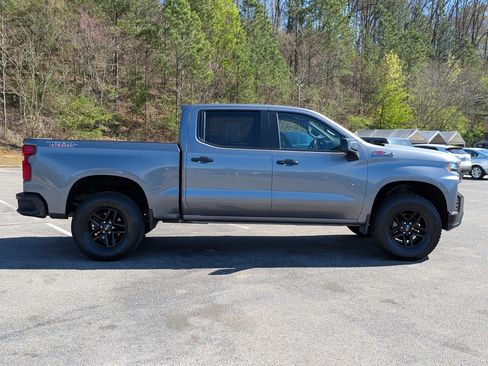 Used 2021 Chevrolet Silverado 1500 LT Trail Boss image 10