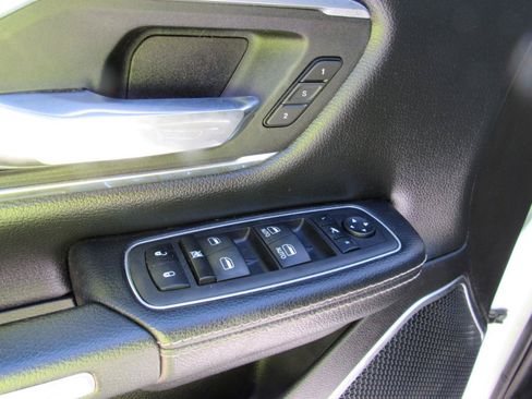 Used 2023 RAM 1500 Laramie AWD/4WD image 21