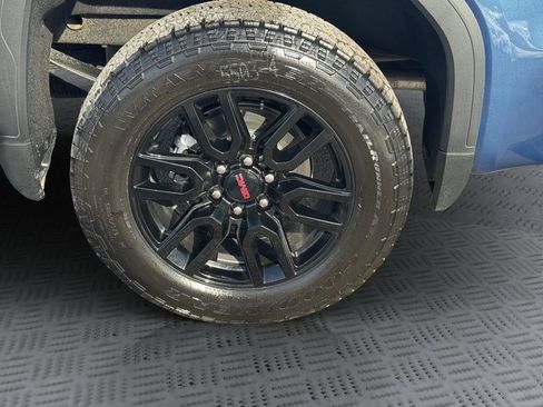 Used 2025 GMC Sierra 1500 Elevation w/ Elevation Premium Package image 28