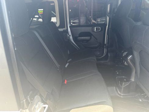 Used 2019 Jeep Wrangler Unlimited Sport image 20
