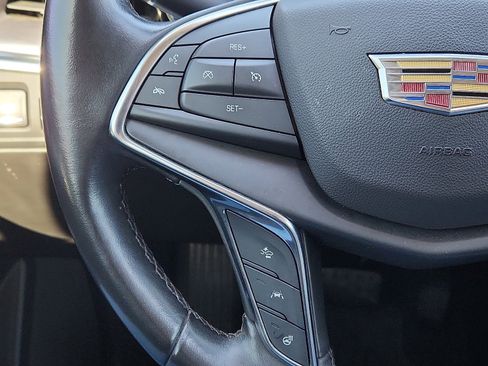 Used 2019 Cadillac XT5 Luxury image 16