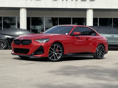 Used 2024 BMW 230i xDrive Coupe w/ Premium Package image 2