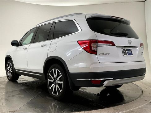 Used 2021 Honda Pilot Touring image 3