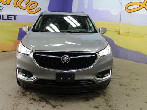 Used 2019 Buick Enclave Premium w/ Experience Buick Package AWD/4WD image 3