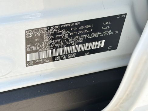 Used 2024 Toyota Venza Nightshade AWD/4WD image 44
