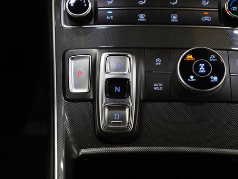 Used 2023 Hyundai Santa Fe SE image 17