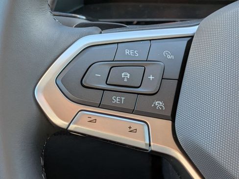 New 2026 Volkswagen Atlas SEL Premium R-Line image 18