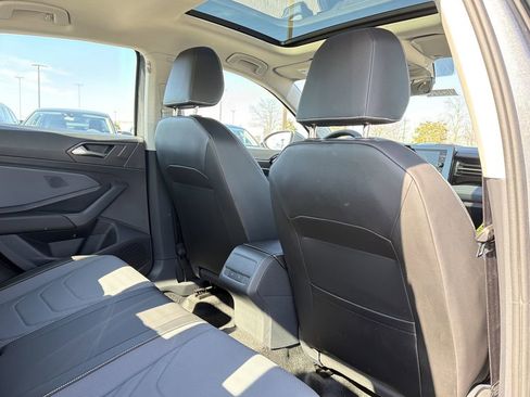 New 2026 Volkswagen Jetta SEL FWD image 17
