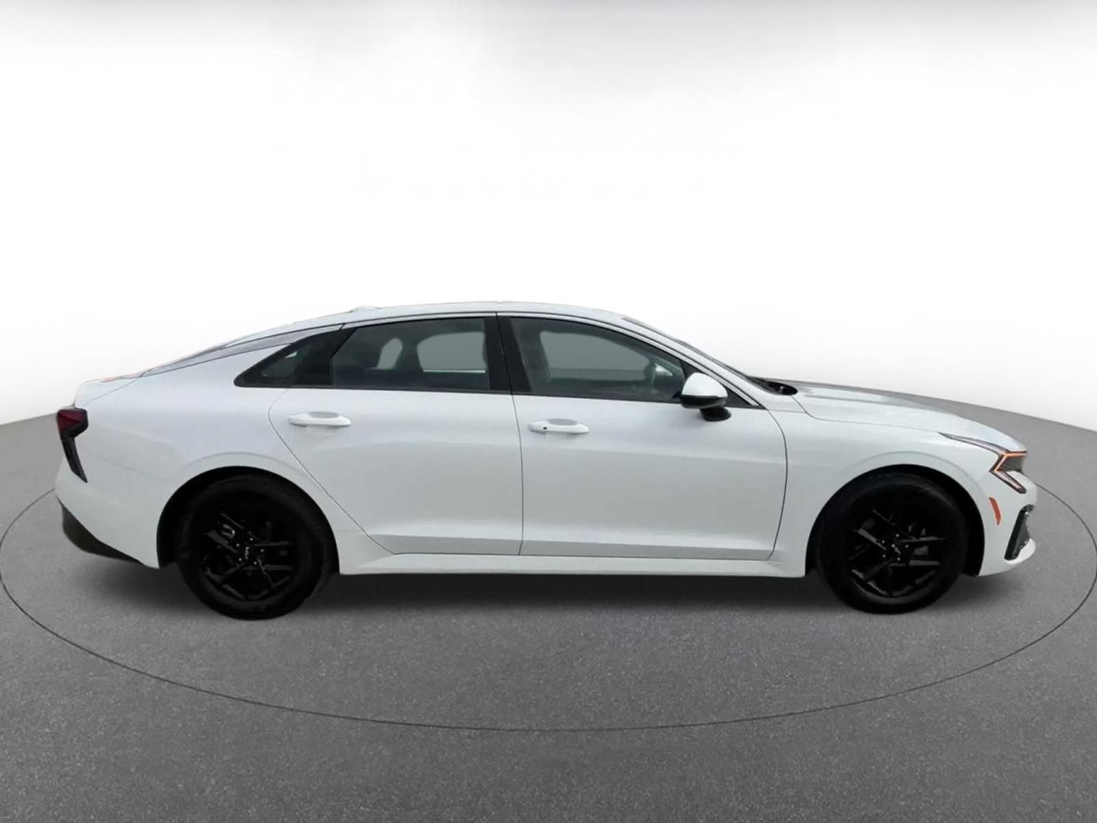 Used 2025 Kia K5 LXS FWD image 15