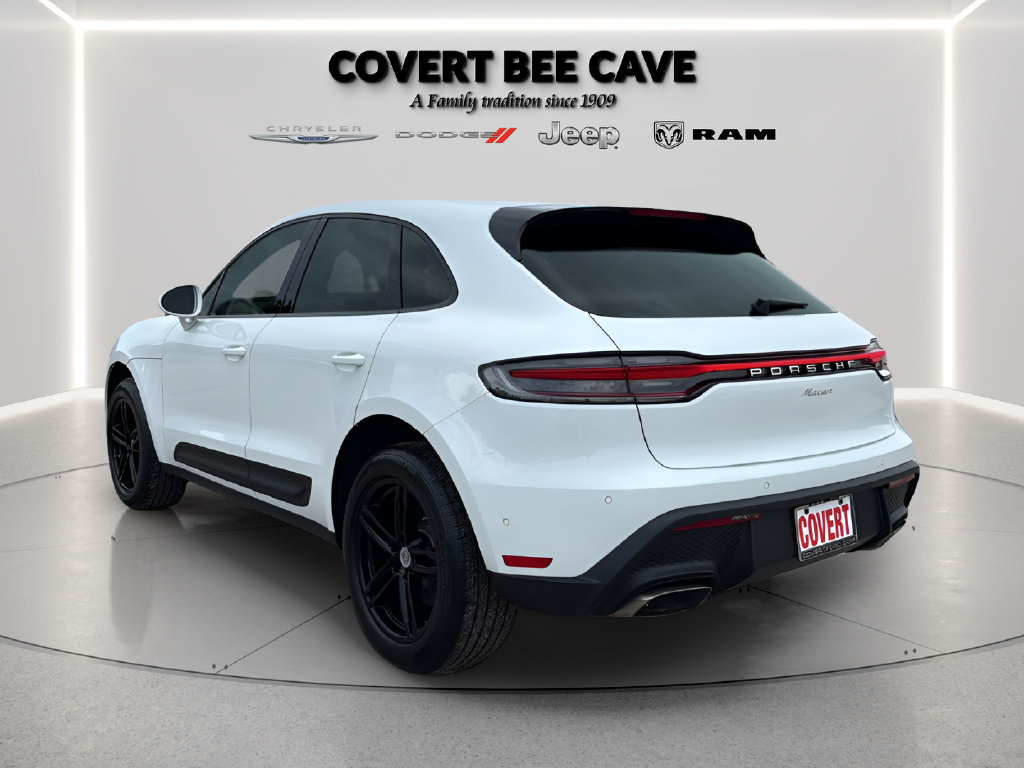 Used 2024 Porsche Macan w/ Premium Plus Package AWD/4WD image 5