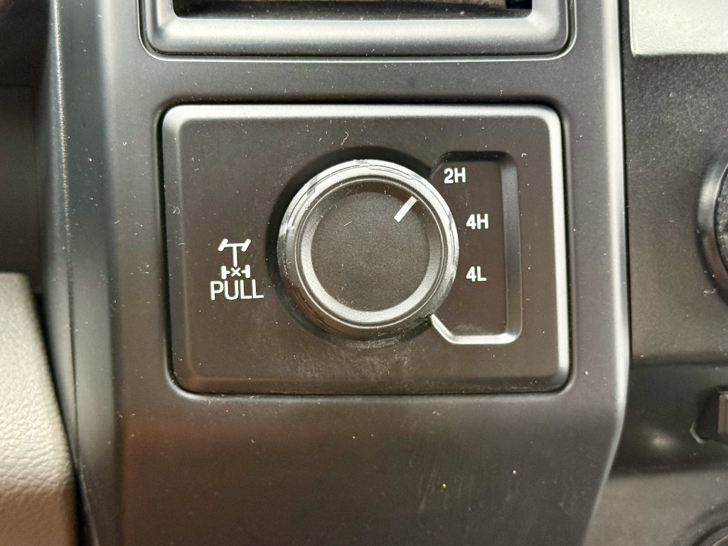 Used 2017 Ford F150 XL w/ Equipment Group 101A Mid AWD/4WD image 29