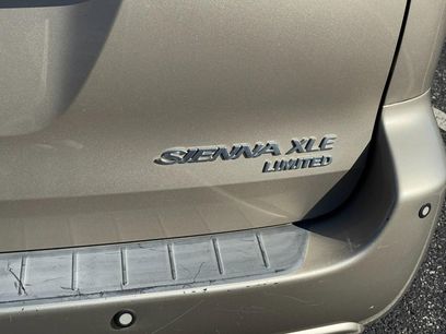 Used 2005 Toyota Sienna XLE Limited