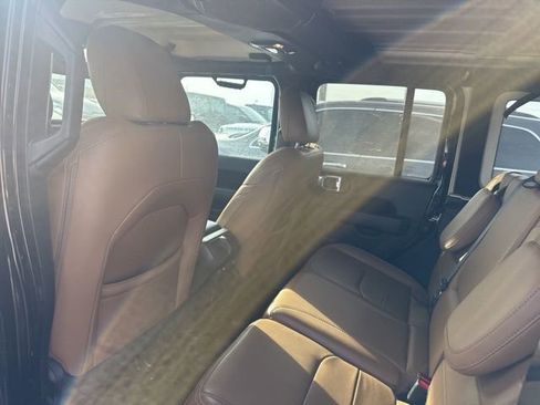 Used 2022 Jeep Wrangler Unlimited Sahara 4xe w/ Cold Weather Group image 9