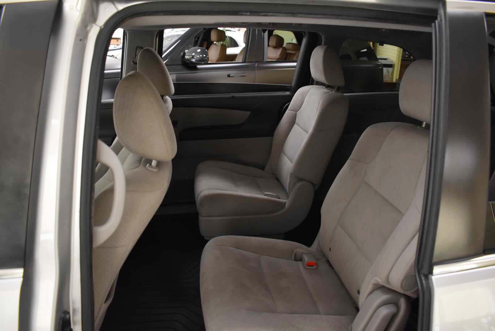 Used 2015 Honda Odyssey EX image 13