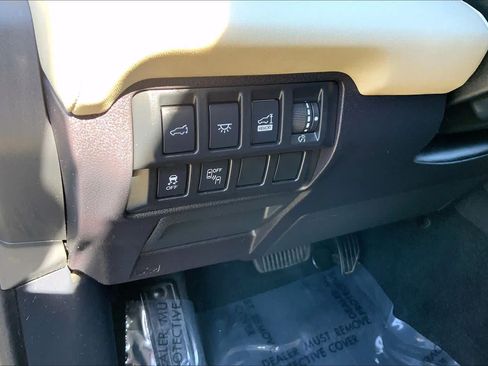 Used 2020 Subaru Ascent Limited w/ Technology Package AWD/4WD image 36