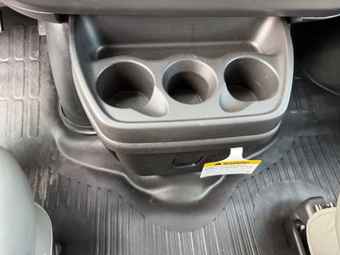 New 2025 Chevrolet Express 3500 w/ Power Convenience Package image 18