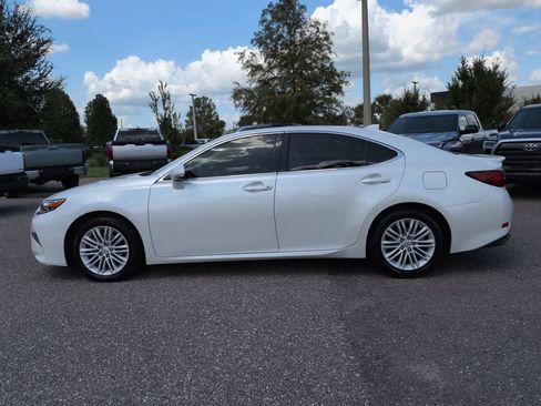 Used 2018 Lexus ES 350 w/ Accessory Package 2 FWD image 3