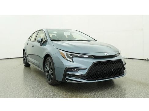Used 2026 Toyota Corolla SE w/ SE Premium Package FWD image 30