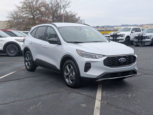 New 2026 Ford Escape ST-Line image 2