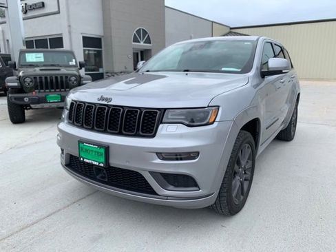 Used 2019 Jeep Grand Cherokee High Altitude AWD/4WD image 2