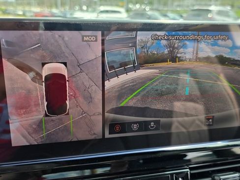 New 2026 Nissan Pathfinder Platinum AWD/4WD image 17