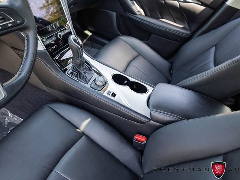 Used 2019 INFINITI Q50 Luxe w/ Essential Package (3.0T Luxe) AWD/4WD image 34