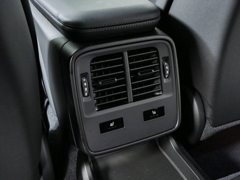New 2026 Porsche Taycan AWD/4WD image 21