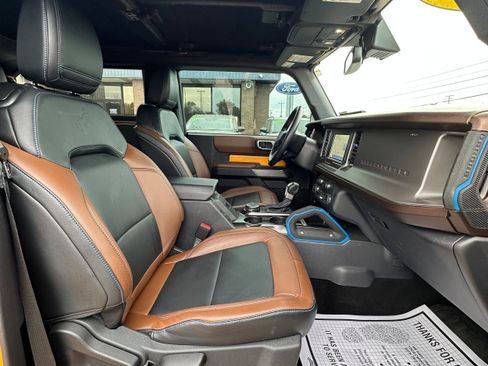 Used 2021 Ford Bronco Outer Banks w/ Sasquatch Package image 17