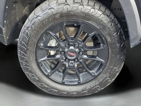 Used 2023 Toyota Tundra SR5 w/ SR5 Convenience Package AWD/4WD image 18