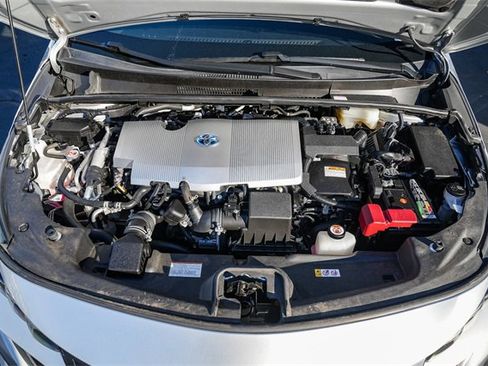 Used 2022 Toyota Prius Prime XLE image 27