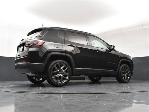 New 2026 Jeep Compass Limited image 24