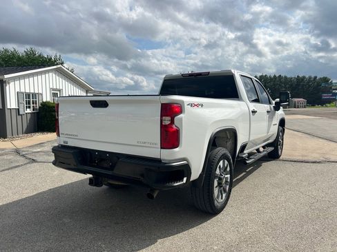 Used 2023 Chevrolet Silverado 2500 Custom w/ Custom Value Package image 5