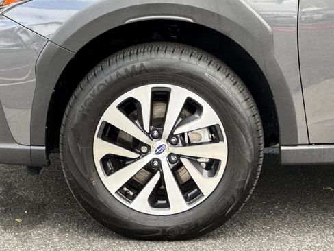 Certified 2025 Subaru Outback Premium AWD/4WD image 30