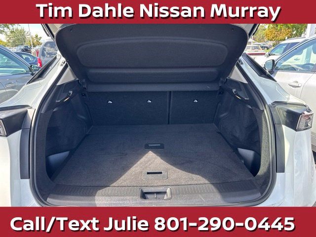 Used 2024 Nissan Ariya AWD image 22