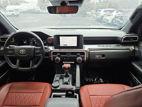 Used 2025 Toyota Tacoma SR5 image 12