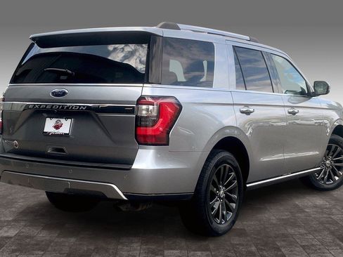 Used 2020 Ford Expedition Limited image 13