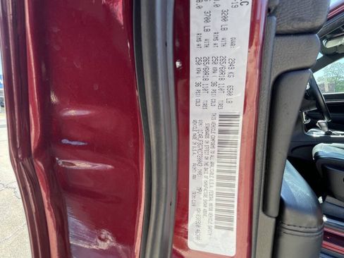 Used 2019 Jeep Grand Cherokee Limited AWD/4WD image 30