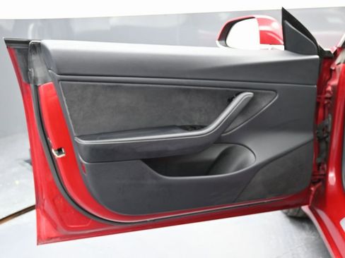 Used 2018 Tesla Model 3 Long Range image 42