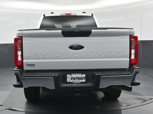 Used 2025 Ford F250 XLT AWD/4WD image 27