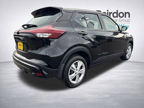 Used 2024 Nissan Kicks S FWD image 7