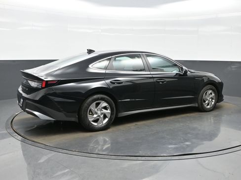 Used 2025 Hyundai Sonata SE image 6