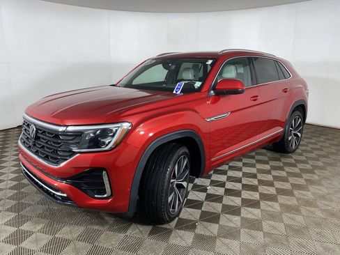 Used 2025 Volkswagen Atlas Cross Sport SEL Premium R-Line image 22