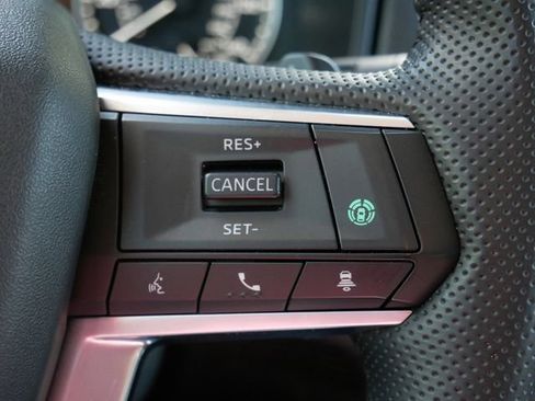 Used 2025 Mitsubishi Outlander SE AWD/4WD image 19