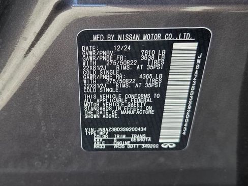 Certified 2025 INFINITI QX80 Luxe image 25