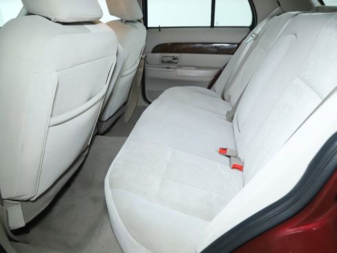 Used 2007 Mercury Grand Marquis GS image 26