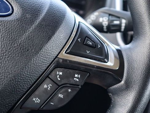 Used 2024 Ford Edge SEL image 23