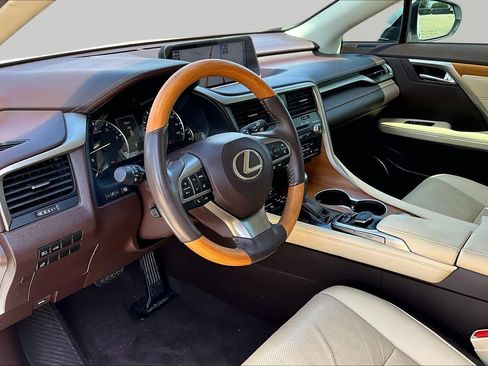 Used 2017 Lexus RX 350 FWD w/ Premium Package image 18