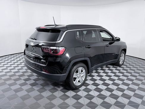 Used 2022 Jeep Compass Latitude image 6